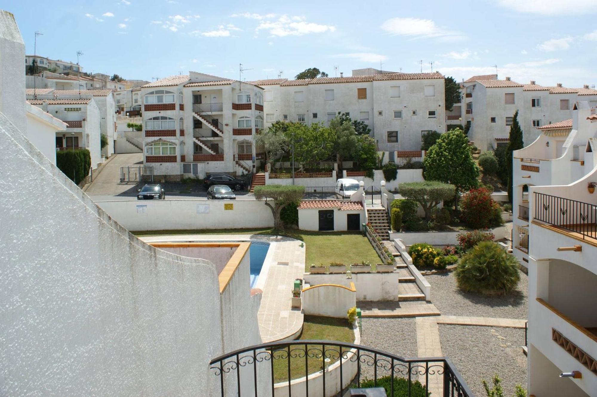 Apartamento En Roses Parking Y Piscina Comunitaria المظهر الخارجي الصورة