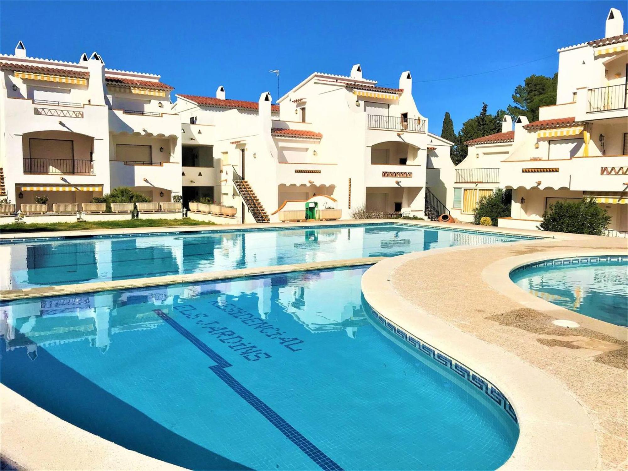 Apartamento En Roses Parking Y Piscina Comunitaria المظهر الخارجي الصورة