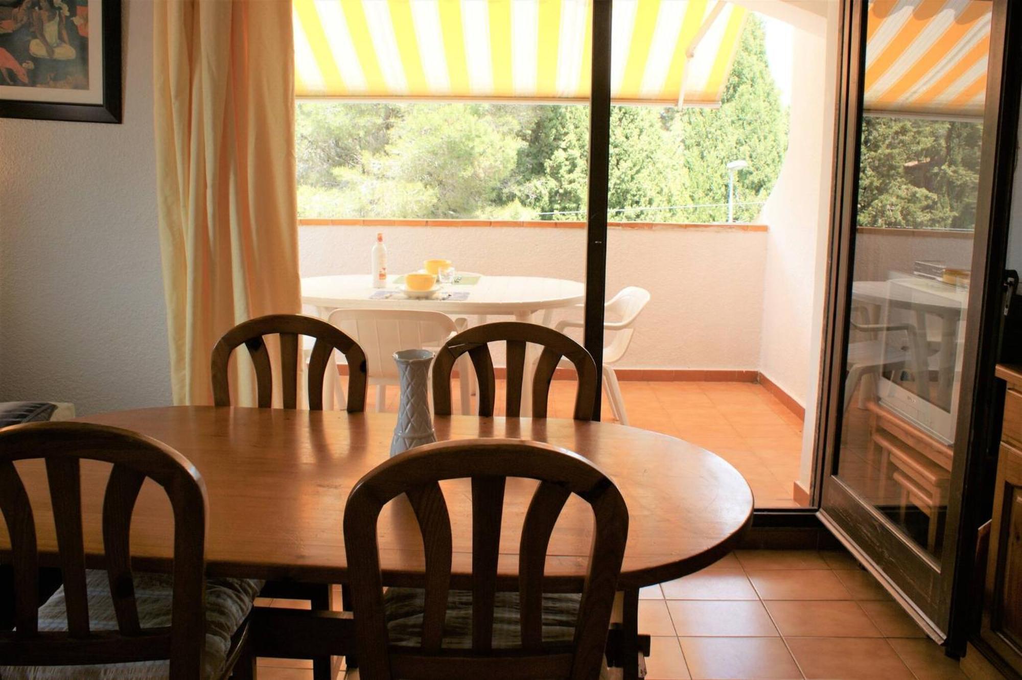 Apartamento En Roses Parking Y Piscina Comunitaria المظهر الخارجي الصورة
